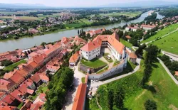 Bild 11: Schloß Ptuj in Ptuj, der ältesten Stadt Sloweniens