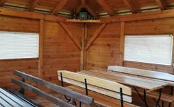 Bild 8: Gartenhaus