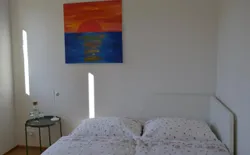 Bild 20: Zwei-Bett Zimmer Mittelgeschoss mit Straßenblick