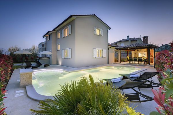 Ferienhaus Marcana mit Terrasse oder Balkon für bis zu 8 Personen mieten