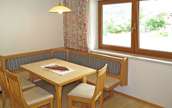 Ferienwohnung Haus Sonne (ZAZ683), Zillertal