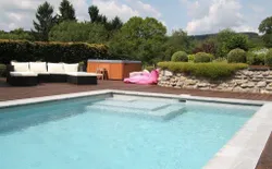 Bild 37: Pool