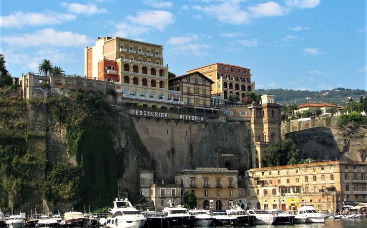 Ferienhaus und Ferienwohnung Neapel