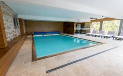 Bild 33: Pool