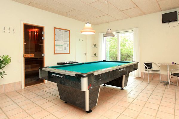 Ferienhaus Arosund Mit Pool Fur Bis Zu 12 Personen Mieten