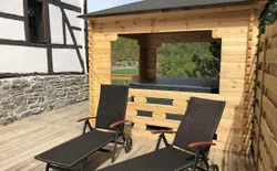 Bild 26: Terrasse