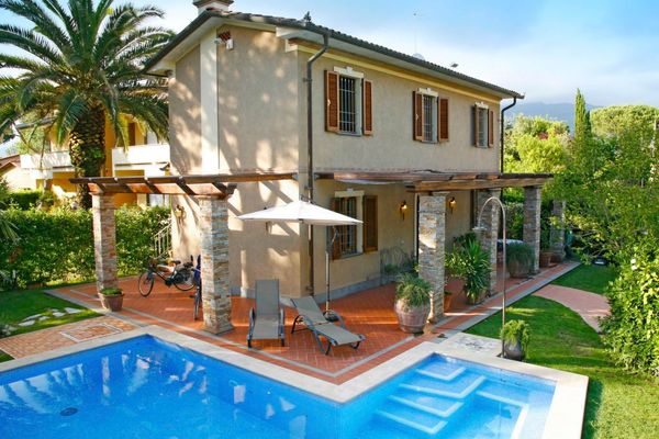 Ferienhaus Forte dei Marmi mit Pool für bis zu 6 Personen mieten