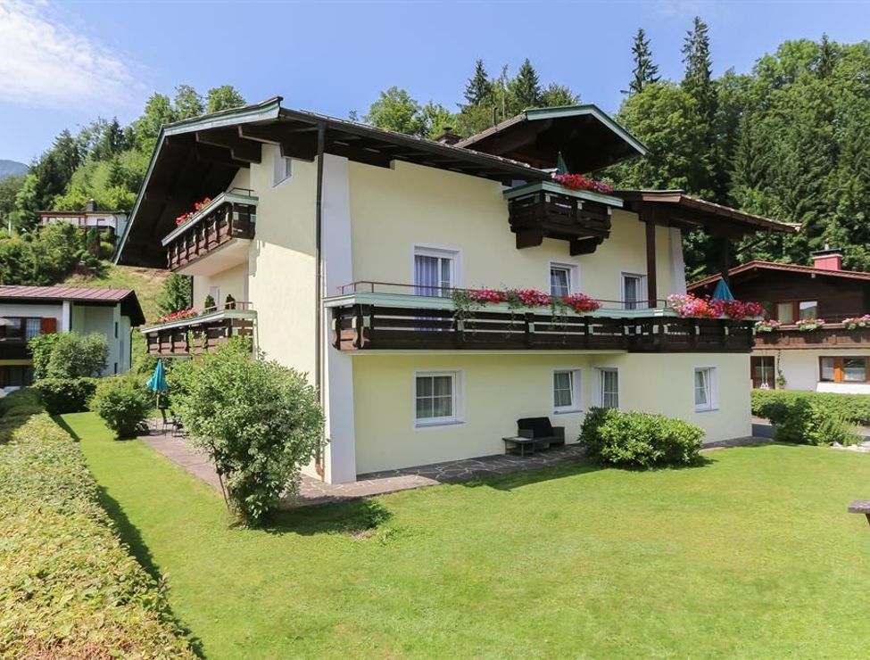 Privatzimmer, Ferienwohnung / Appartement in Kssen. zur Merkliste Bewertung: 5 / 5Reisender Typ: SingleAlles war sehr schn und sauber. Sehr nette Haus Anna - Familie Straif - Kssen - Kaiserwinkl