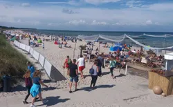 Bild 14: Nur 400 Meter von der Ferienwohnung "Störtebeker" entfernt, liegt dieser Strand für Unternehmungen am nächsten Tag