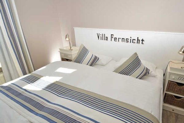 Ferienwohnung Sellin mit Terrasse oder Balkon für bis zu 4 Personen mieten