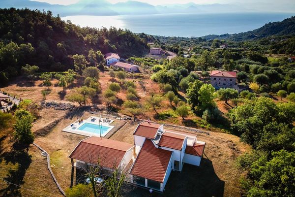 Luxus Ferienhaus Ferienwohnung In Cilento Buchen