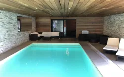 Bild 2: Pool