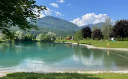 Bild 21: St. Johann Badesee, ca. 7 km entfernt