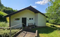 Ferienhaus mit Garten im Naturpark Südeifel, Bild 1