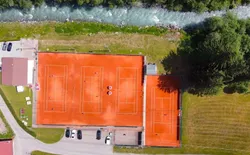 Bild 24: Tennisplatz Gortipohl