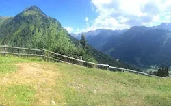 Bild 20: Aussicht vom Berg ins Tal