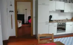 Bild 4: Küche