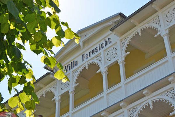 Ferienwohnung Sellin mit Terrasse oder Balkon für bis zu 4 Personen mieten