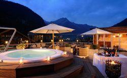 Bild 19: Relaxterrasse mit Außenpool beim Hotel kann gratis mitbenützt weren!