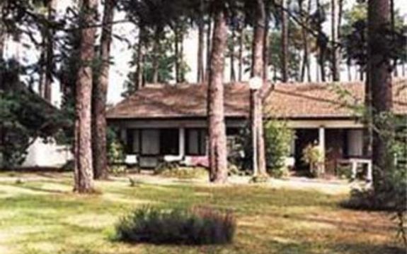 Gemütlicher Bungalow mit Terrasse, nur 5 km vom See entfernt