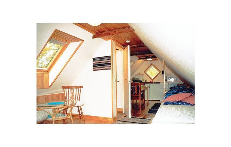 Lärbro/Grannen, STF Hostel