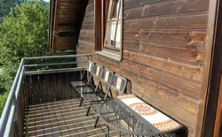 Bild 8: der sehr großzügige Balkon