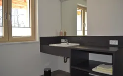 Bild 32: Bad Kleinere Wohneinheit mit Dusche