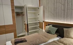 Bild 10: Schrank Elternschlafzimmer