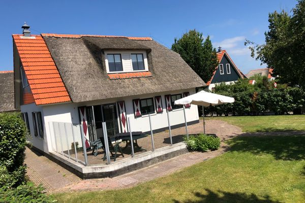 Ferienhaus Callantsoog mit Kamin für bis zu 6 Personen mieten