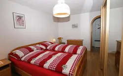 Bild 17: Schlafzimmer, Schrank21