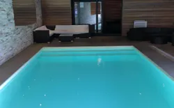Bild 33: Pool
