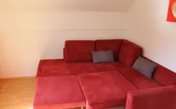 Bild 6: Wohnzimmer - Couch ausgezogen