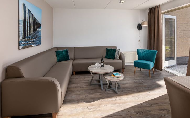 Umgestalteter Bungalow mit 2 Badezimmern, 500m zum Strand, Zeeland