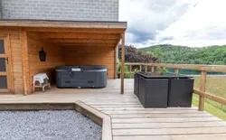 Bild 25: Terrasse