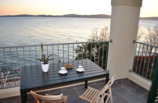 Bild 2: Balkon