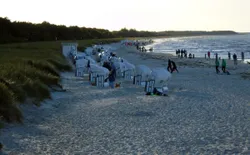 Bild 33: Zingster Strand in Richtung Prerow