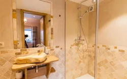 Bild 22: Bad/Dusche