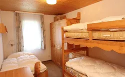Bild 6: Schlafzimmer
