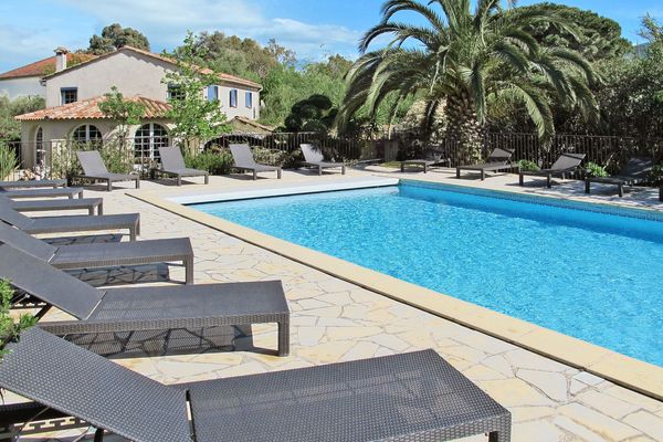 Luxus Ferienhaus & Ferienwohnung auf Korsika - Nordteil buchen
