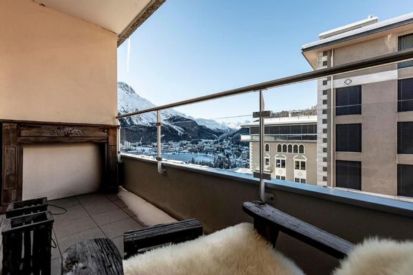 Ferienwohnung St. Moritz mit Terrasse oder Balkon für bis zu 2 Personen