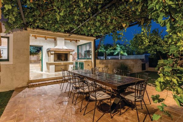 Ferienhaus Split Mit Pool Fur Bis Zu 14 Personen Mieten