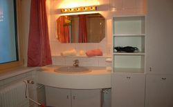 Bild 8: Badezimmer