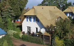 Ferienhaus in Wieck A. Darß mit Großer Terrasse, Bild 1