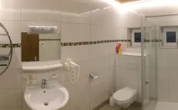 Bild 7: Badezimmer