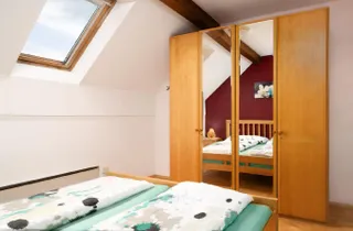 Bild 3: Schlafzimmer