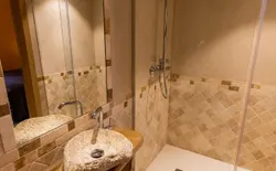 Bild 27: Bad/Dusche