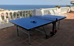 Bild 24: Hochwertiger Sponeta TischtennisTisch steht zur freien Verfügung.