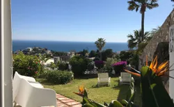 Bild 25: Außenansicht des Gebäudes. Blick nach Afrika und Marbella