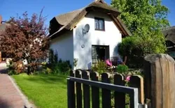 Schönes Ferienhaus in Althagen mit Terrasse und Grill, Bild 1