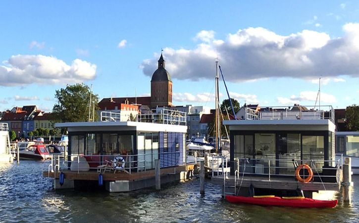 Hausboot Floating Houses Blue Active, Ribnitz-Damgarten (Hausboot ...